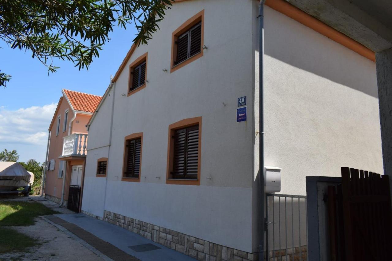 Apartmani Veronika Nin Exterior photo
